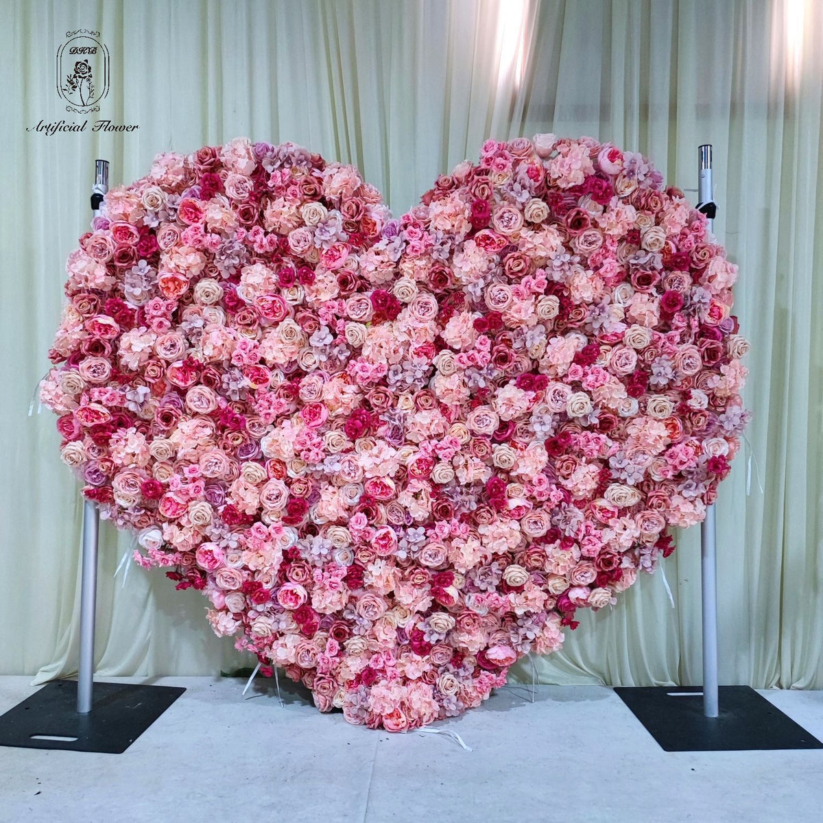 Customized Artificial Flowers Wedding Flowers Pink Roller Curtain Flower Wall Wedding Background Heart Shape Decoration Free Shipping