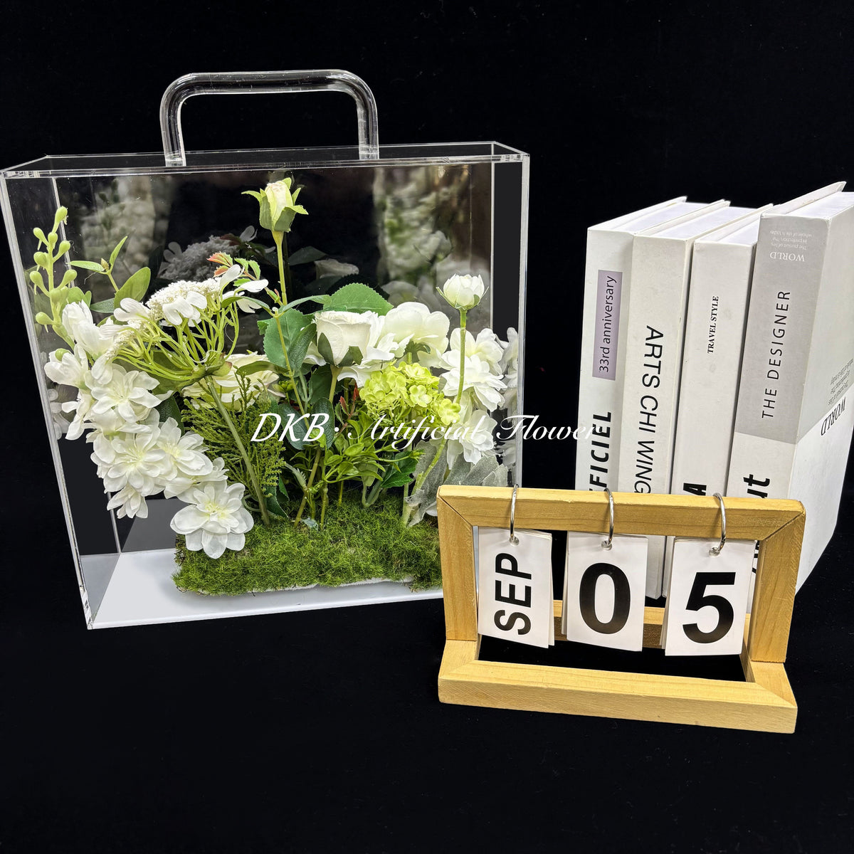 New Popular Transparent Clear Acrylic Flower Box Custom Handmade Artificial White Dahlia and Green Plant Flower Box with Handle - Free Shipping
